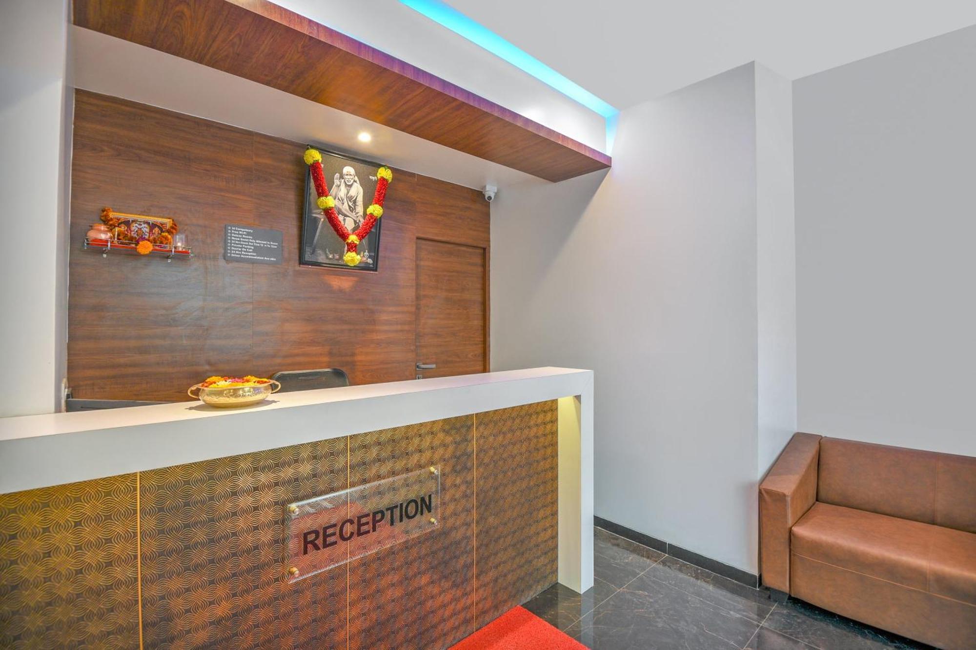 Mangvadi Oyo Flagship Hotel Shreeyash Executive מראה חיצוני תמונה