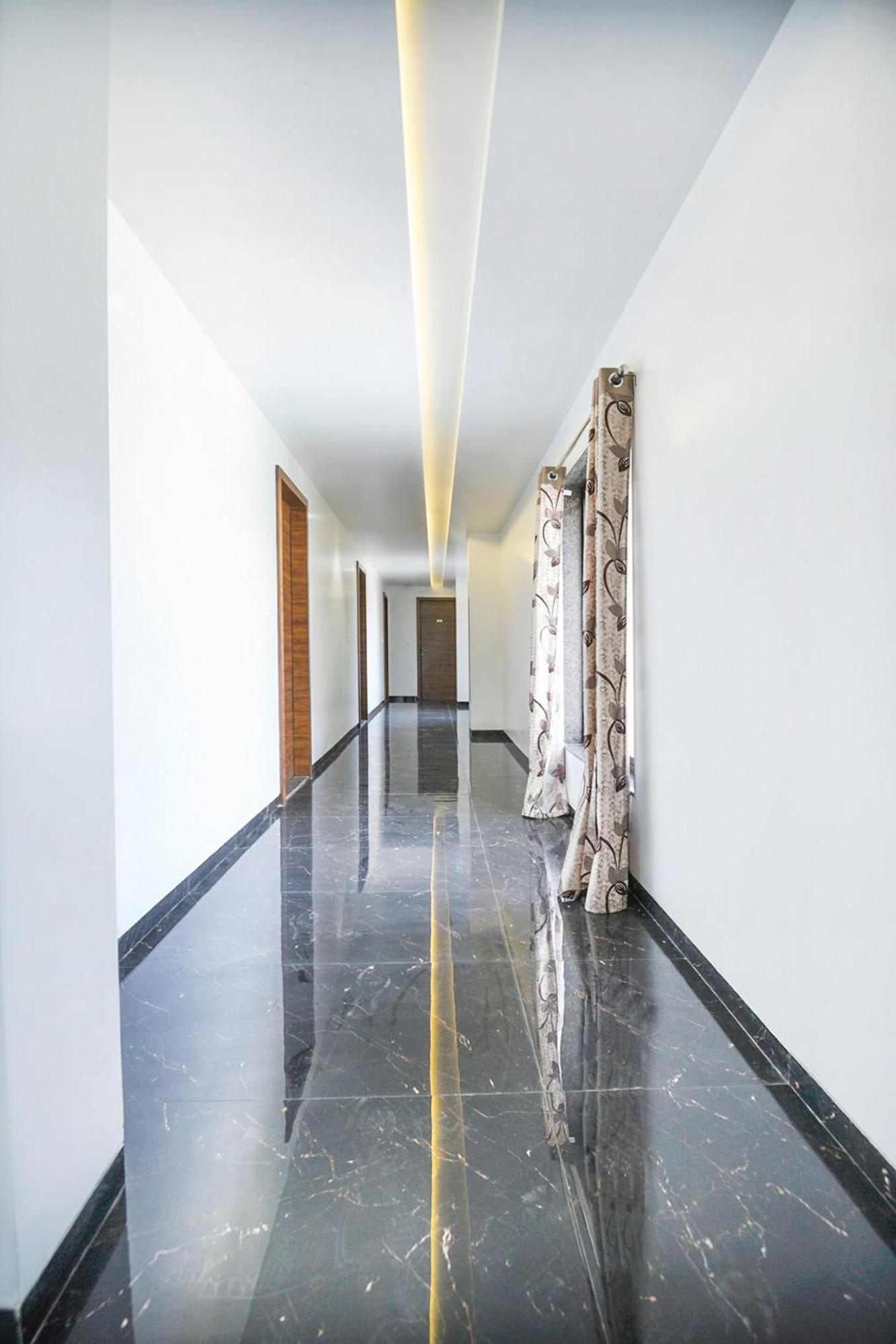 Mangvadi Oyo Flagship Hotel Shreeyash Executive מראה חיצוני תמונה